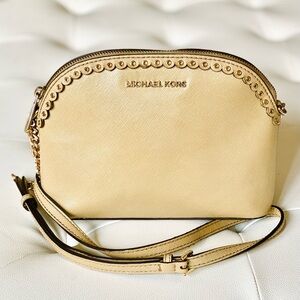 Michael Kors Jet Set Scalloped Studded Dome Crossbody Beige